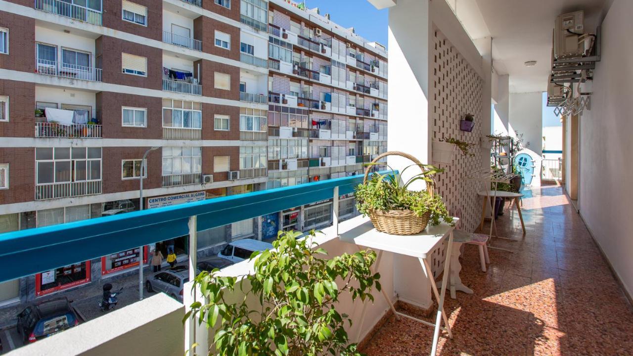Faro Getaway W/ Big Balcony By Lovelystay Exterior foto